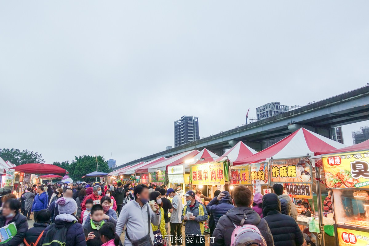 2023年新北燈會高8公尺可愛兔年主燈 資訊時間地點 元宵節燈會 新北大都會公園 逛夜市 玩熊猴森樂園共融式公園 - 第6張圖 2023年新北燈會高8公尺可愛兔年主燈 資訊時間地點 元宵節燈會 新北大都會公園 逛夜市 玩熊猴森樂園共融式公園