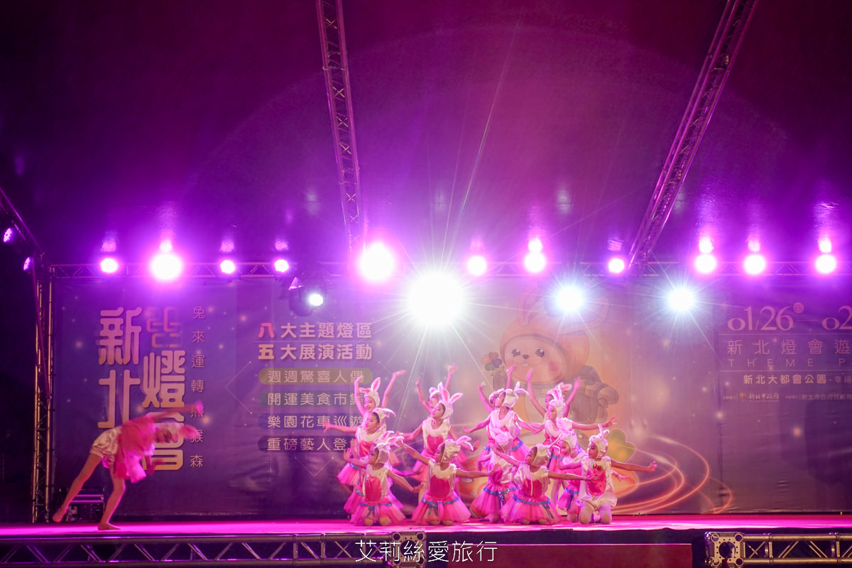 2023年新北燈會高8公尺可愛兔年主燈 資訊時間地點 元宵節燈會 新北大都會公園 逛夜市 玩熊猴森樂園共融式公園 - 第15張圖 2023年新北燈會高8公尺可愛兔年主燈 資訊時間地點 元宵節燈會 新北大都會公園 逛夜市 玩熊猴森樂園共融式公園