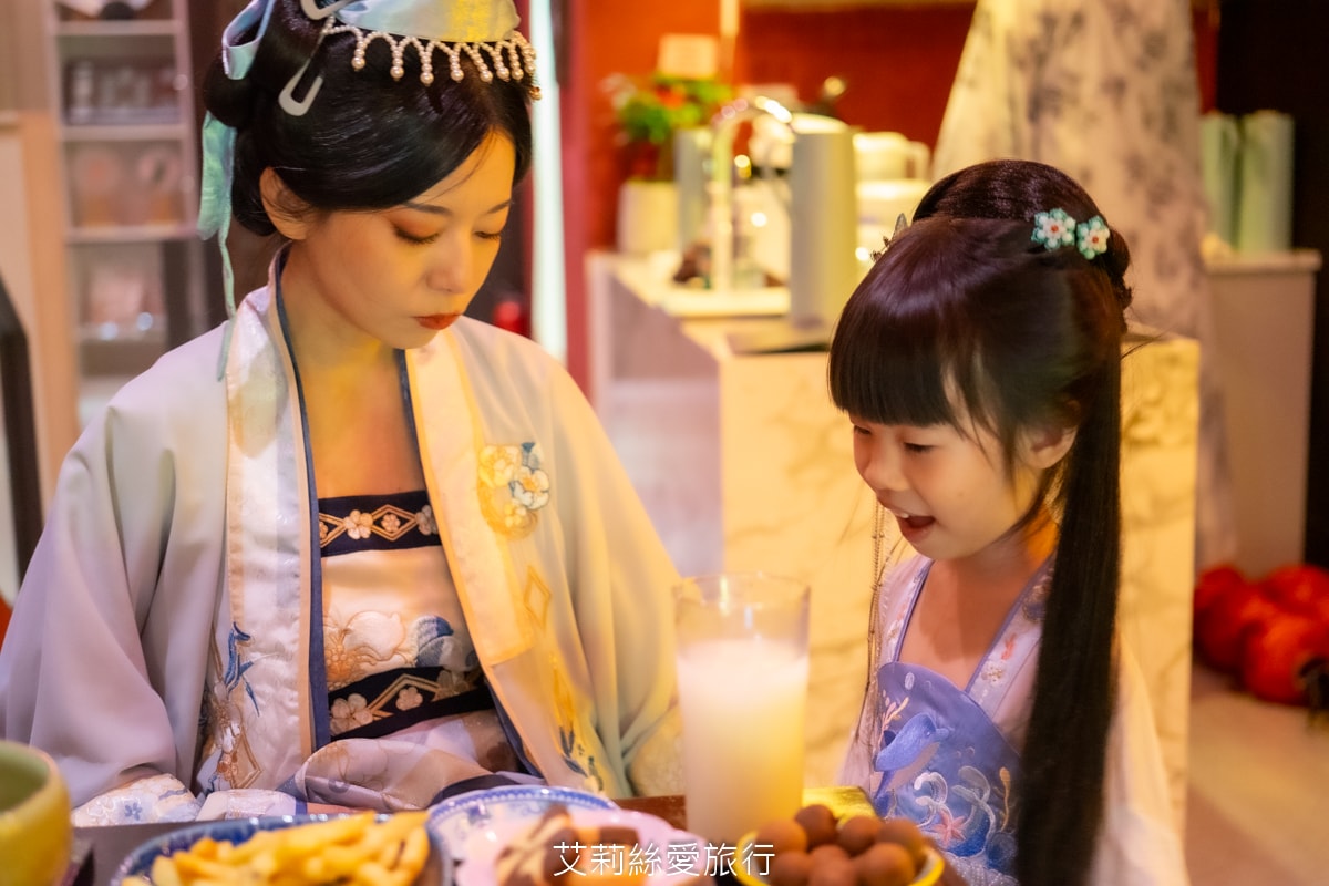 古風沉浸式漢服文化體驗 西江玥樓 小義子漢服 穿漢服 變妝髮 一秒穿越好好玩 新北板橋林家花園對面