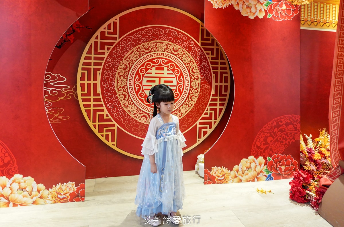 古風沉浸式漢服文化體驗 西江玥樓 小義子漢服 穿漢服 變妝髮 一秒穿越好好玩 新北板橋林家花園對面