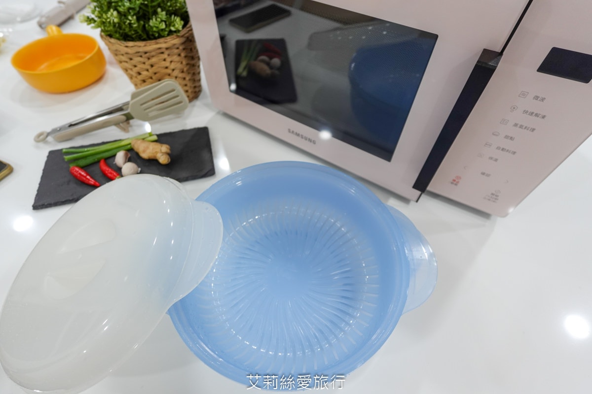 粉紅控必看！三星 BESPOKE 珊瑚粉美型微波爐 快速解凍 蒸氣料理功能 保留食材的營養 快速又方便！限時開團！