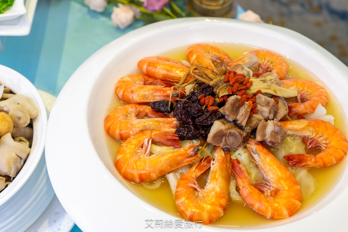 台北捷運 婚宴會館 星靓點花園飯店 $9999輕鬆成家 關島白色水晶教堂 捷運步行3分鐘