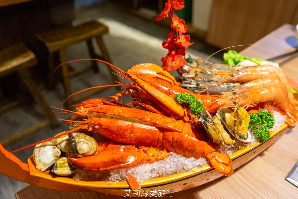 蘆洲和牛龍蝦吃到飽 昭和園蘆洲店火烤兩吃吃到飽 只要555元起 指定方案贈「鹿兒島和牛」！壽星方案 近蘆洲捷運站