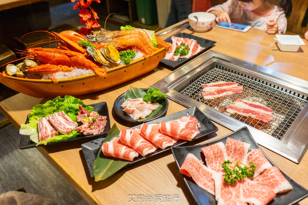 蘆洲和牛龍蝦吃到飽 昭和園蘆洲店火烤兩吃吃到飽 只要555元起 指定方案贈「鹿兒島和牛」！壽星方案 近蘆洲捷運站