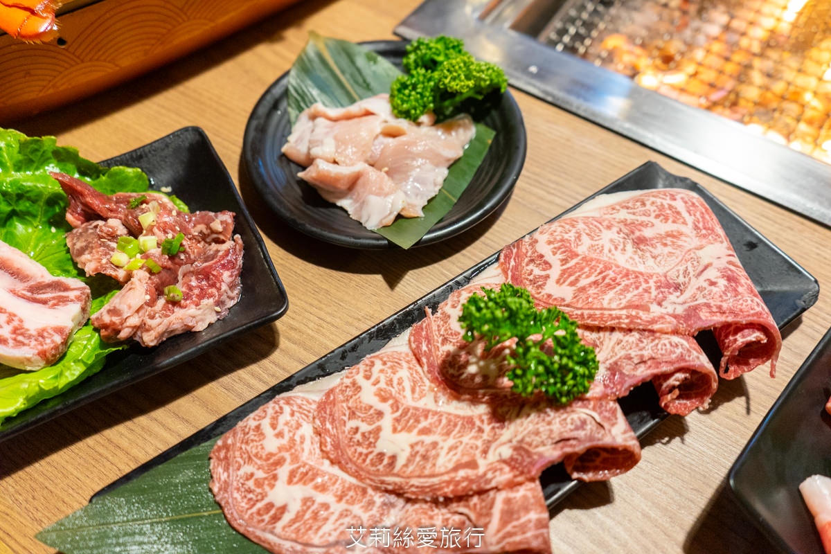 蘆洲和牛龍蝦吃到飽 昭和園蘆洲店火烤兩吃吃到飽 只要555元起 指定方案贈「鹿兒島和牛」！壽星方案 近蘆洲捷運站