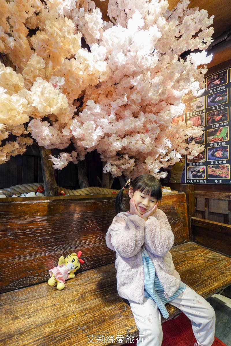 蘆洲和牛龍蝦吃到飽 昭和園蘆洲店火烤兩吃吃到飽 只要555元起 指定方案贈「鹿兒島和牛」！壽星方案 近蘆洲捷運站