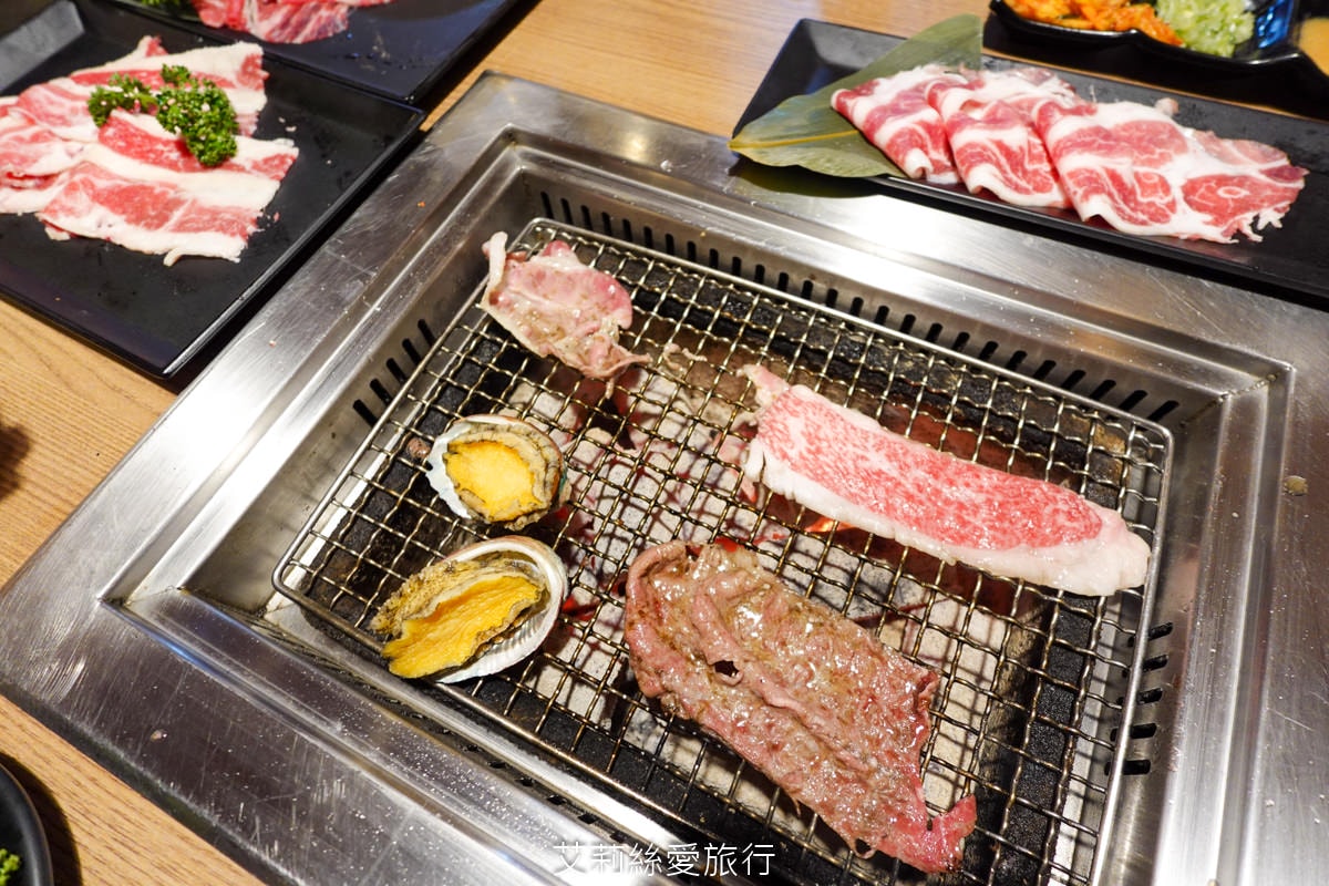 蘆洲和牛龍蝦吃到飽 昭和園蘆洲店火烤兩吃吃到飽 只要555元起 指定方案贈「鹿兒島和牛」！壽星方案 近蘆洲捷運站