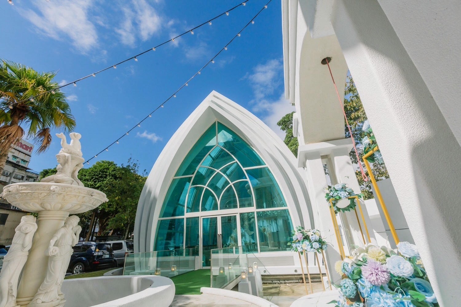 台北捷運 婚宴會館 星靓點花園飯店 $9999輕鬆成家 關島白色水晶教堂 捷運步行3分鐘
