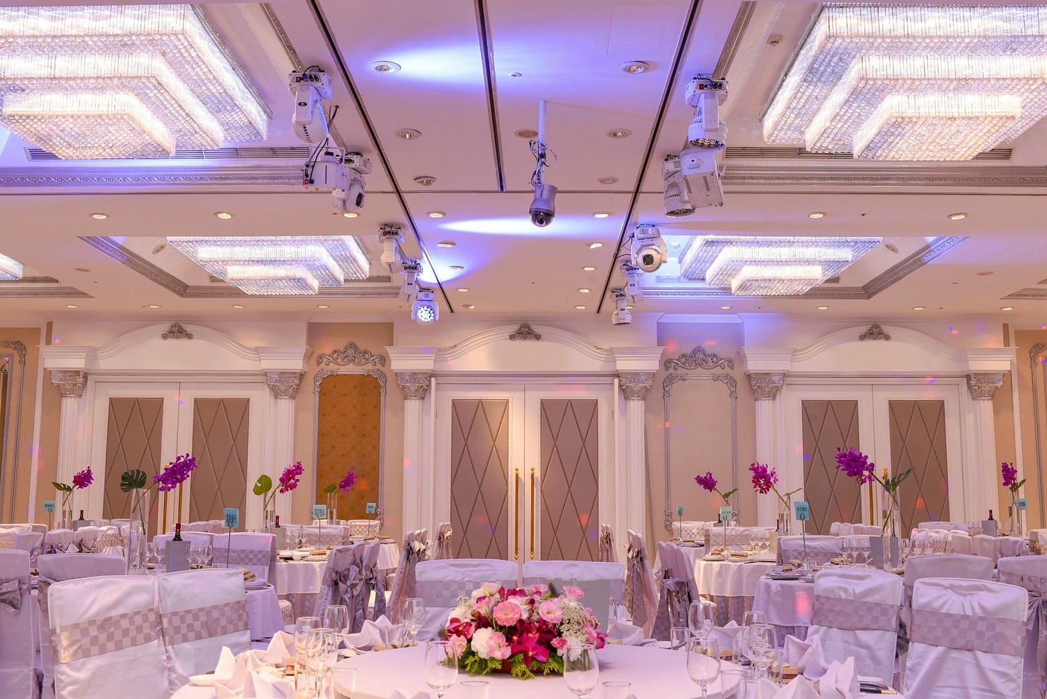 台北捷運 婚宴會館 星靓點花園飯店 $9999輕鬆成家 關島白色水晶教堂 捷運步行3分鐘