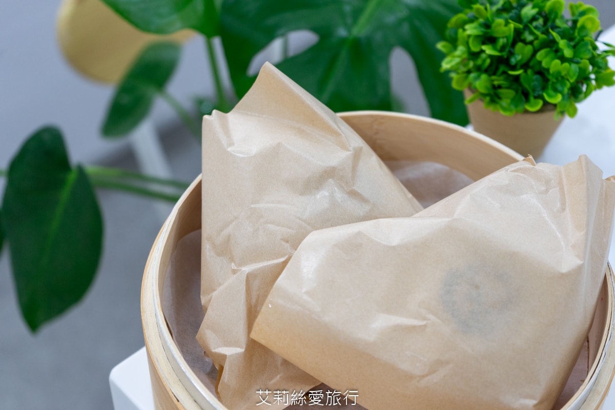 蘆洲湧蓮寺美食 在地排隊早餐 老上海包子 手工現作現蒸 20元起銅板早餐 買十送一 蘆洲湧蓮寺市場美食 近三民高中站