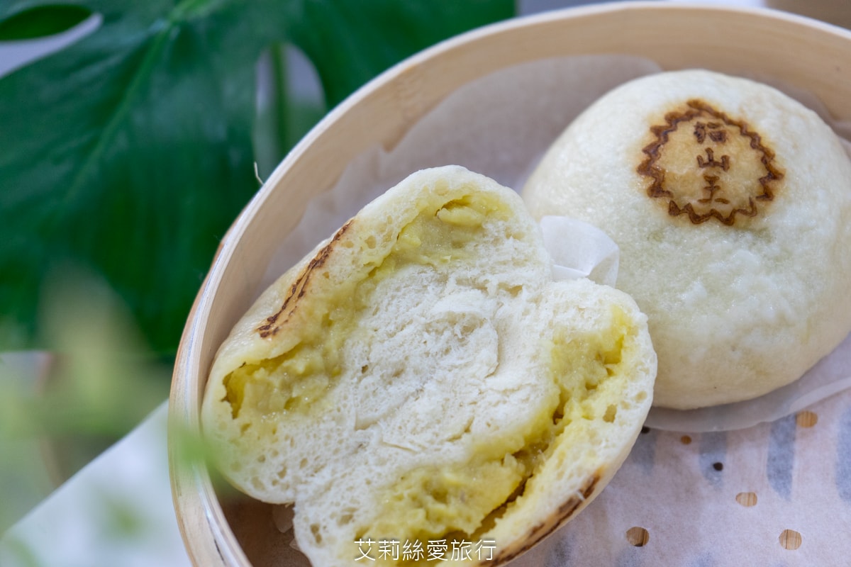 蘆洲湧蓮寺美食 在地排隊早餐 老上海包子 手工現作現蒸 20元起銅板早餐 買十送一 蘆洲湧蓮寺市場美食 近三民高中站