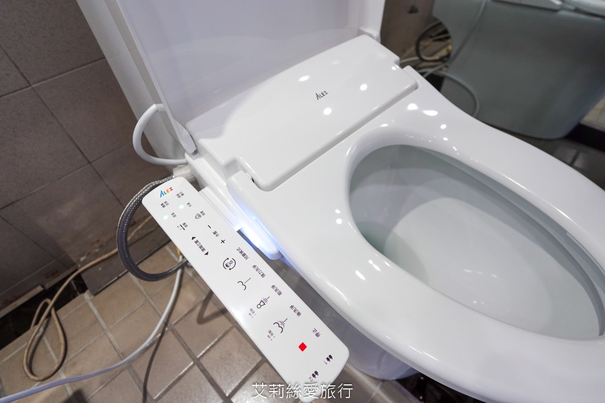 溫水洗淨便座推薦！ALEX電光企業衛浴精品 台灣60年知名品牌 安裝簡單 ONE TOUCH輕鬆拆卸 兒童模式好貼心