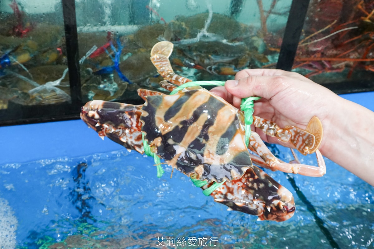 金山萬里野柳美食 鮮滿樓海鮮餐廳 吃萬里蟹 大龍蝦 自家漁船捕撈就是新鮮！價格透明公開 野柳地質公園 海洋公園旁餐廳！