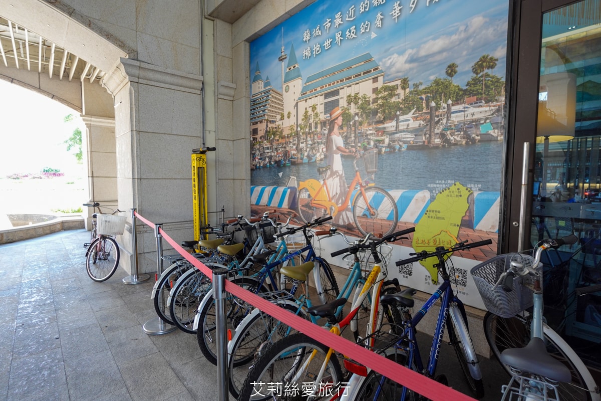 淡水住宿 台灣最美飯店!淡水福容大飯店 漁人碼頭 藍白地中海風格 最新露營主題房型 300坪遊戲區 絕美泳池和露台 玩到不想回家 - 第17張圖 淡水住宿 台灣最美飯店!淡水福容大飯店 漁人碼頭 藍白地中海風格 最新露營主題房型 300坪遊戲區 絕美泳池和露台 玩到不想回家