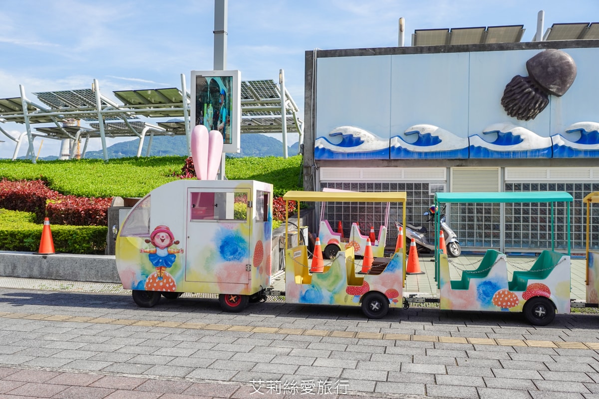 淡水住宿 台灣最美飯店!淡水福容大飯店 漁人碼頭 藍白地中海風格 最新露營主題房型 300坪遊戲區 絕美泳池和露台 玩到不想回家 - 第23張圖 淡水住宿 台灣最美飯店!淡水福容大飯店 漁人碼頭 藍白地中海風格 最新露營主題房型 300坪遊戲區 絕美泳池和露台 玩到不想回家