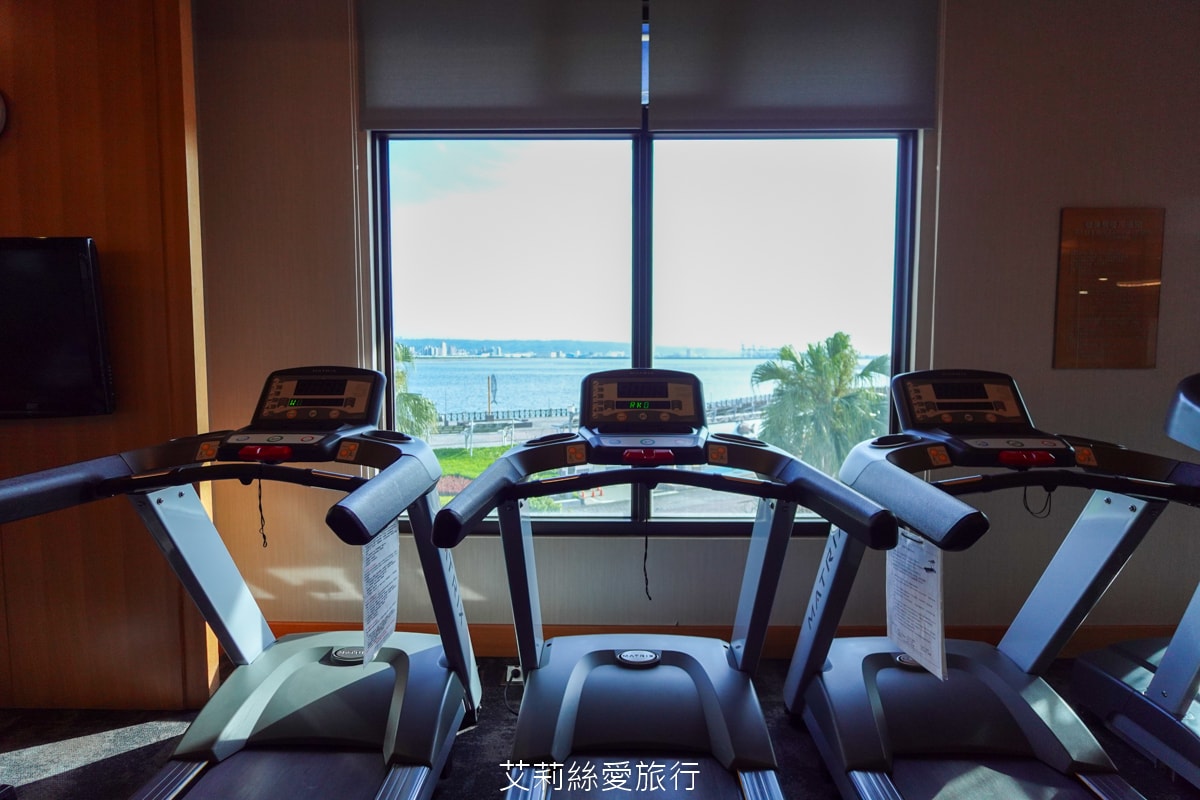 淡水住宿 台灣最美飯店!淡水福容大飯店 漁人碼頭 藍白地中海風格 最新露營主題房型 300坪遊戲區 絕美泳池和露台 玩到不想回家 - 第99張圖 淡水住宿 台灣最美飯店!淡水福容大飯店 漁人碼頭 藍白地中海風格 最新露營主題房型 300坪遊戲區 絕美泳池和露台 玩到不想回家