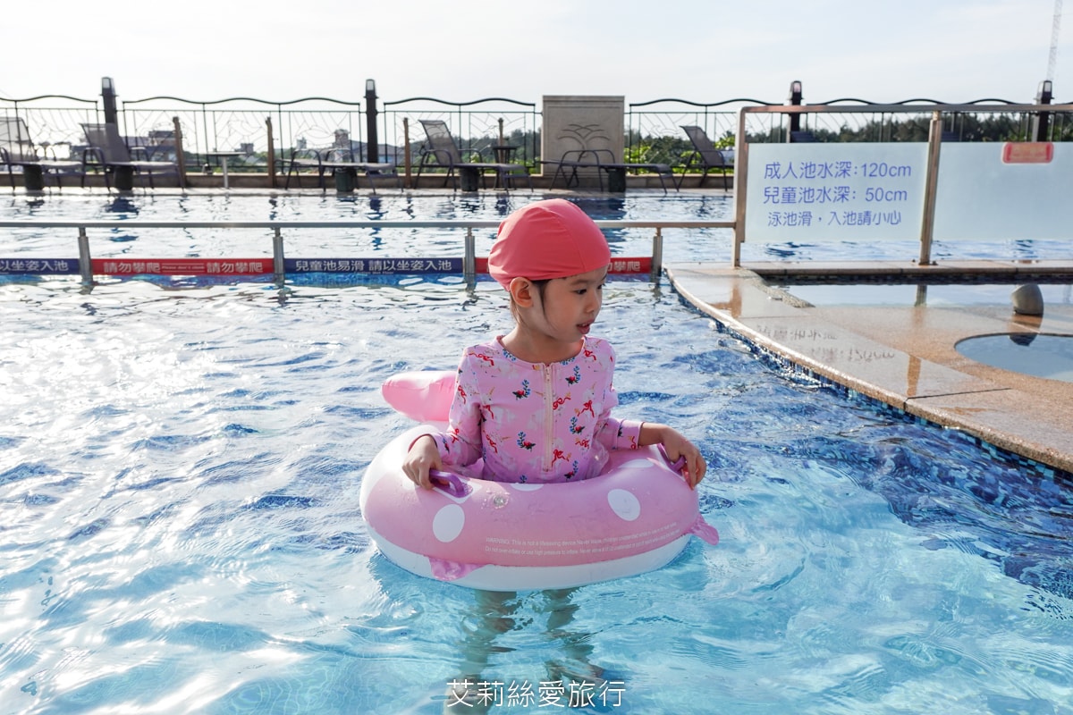 淡水住宿 台灣最美飯店!淡水福容大飯店 漁人碼頭 藍白地中海風格 最新露營主題房型 300坪遊戲區 絕美泳池和露台 玩到不想回家 - 第83張圖 淡水住宿 台灣最美飯店!淡水福容大飯店 漁人碼頭 藍白地中海風格 最新露營主題房型 300坪遊戲區 絕美泳池和露台 玩到不想回家
