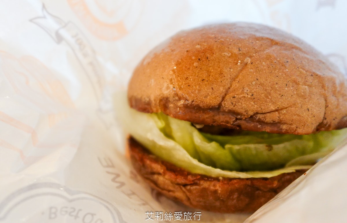 淡水住宿 台灣最美飯店!淡水福容大飯店 漁人碼頭 藍白地中海風格 最新露營主題房型 300坪遊戲區 絕美泳池和露台 玩到不想回家 - 第147張圖 淡水住宿 台灣最美飯店!淡水福容大飯店 漁人碼頭 藍白地中海風格 最新露營主題房型 300坪遊戲區 絕美泳池和露台 玩到不想回家