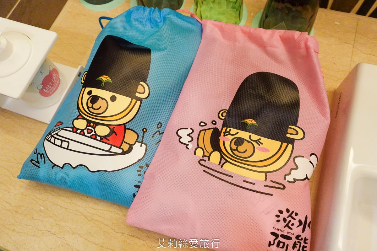 淡水住宿 台灣最美飯店!淡水福容大飯店 漁人碼頭 藍白地中海風格 最新露營主題房型 300坪遊戲區 絕美泳池和露台 玩到不想回家 - 第52張圖 淡水住宿 台灣最美飯店!淡水福容大飯店 漁人碼頭 藍白地中海風格 最新露營主題房型 300坪遊戲區 絕美泳池和露台 玩到不想回家