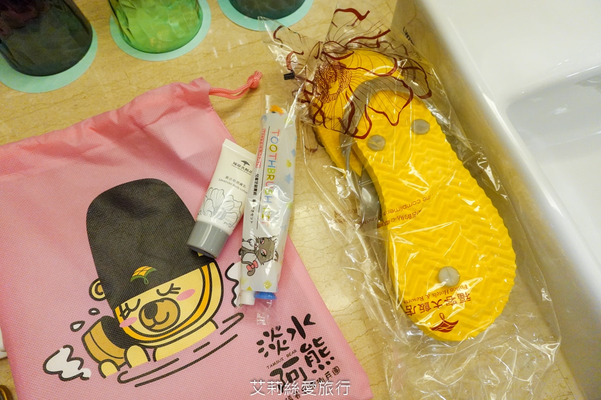 淡水住宿 台灣最美飯店!淡水福容大飯店 漁人碼頭 藍白地中海風格 最新露營主題房型 300坪遊戲區 絕美泳池和露台 玩到不想回家 - 第53張圖 淡水住宿 台灣最美飯店!淡水福容大飯店 漁人碼頭 藍白地中海風格 最新露營主題房型 300坪遊戲區 絕美泳池和露台 玩到不想回家