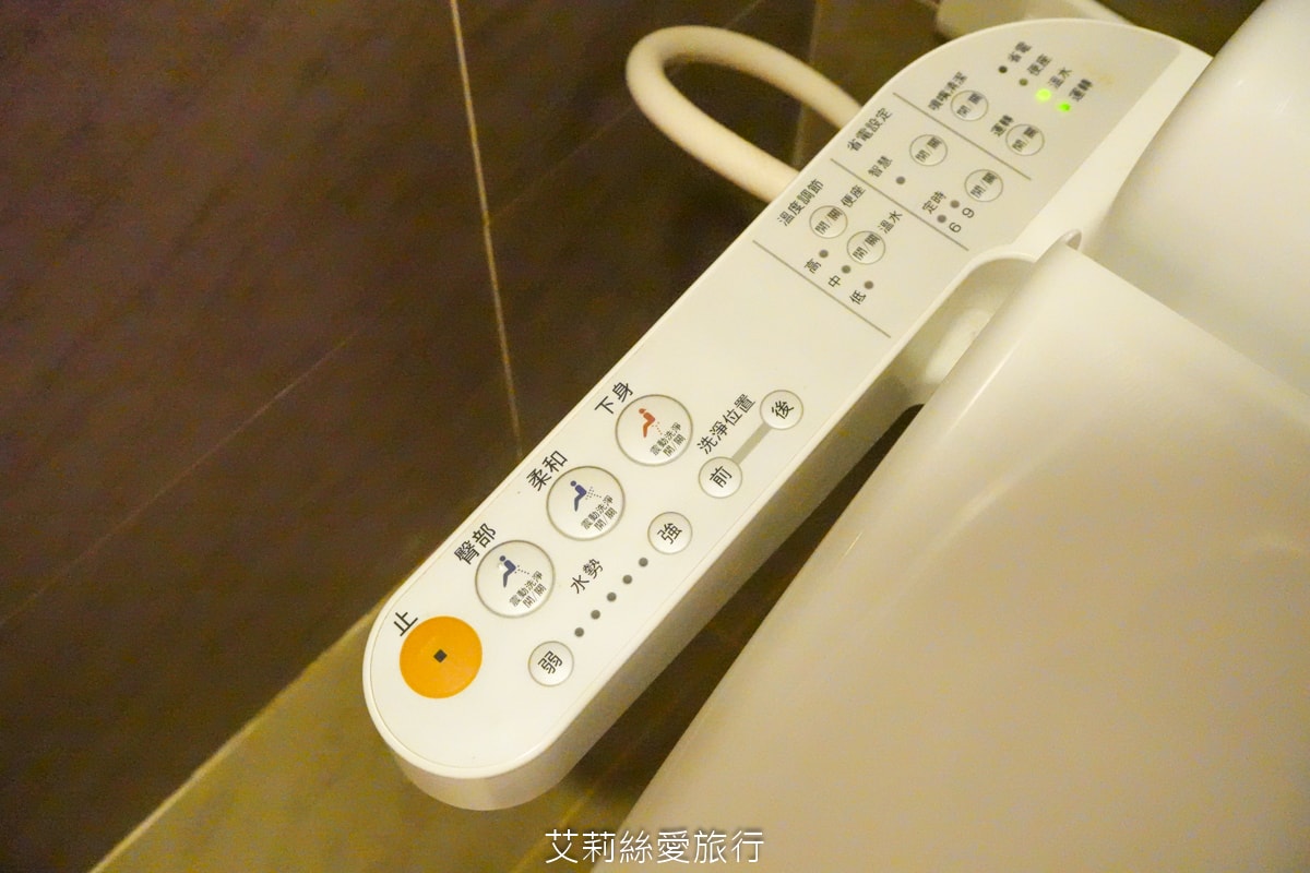 淡水住宿 台灣最美飯店!淡水福容大飯店 漁人碼頭 藍白地中海風格 最新露營主題房型 300坪遊戲區 絕美泳池和露台 玩到不想回家 - 第56張圖 淡水住宿 台灣最美飯店!淡水福容大飯店 漁人碼頭 藍白地中海風格 最新露營主題房型 300坪遊戲區 絕美泳池和露台 玩到不想回家