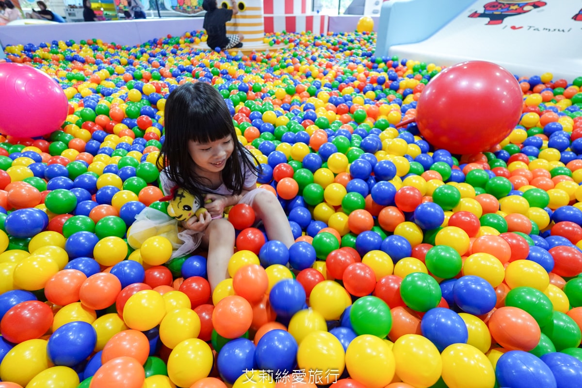 淡水住宿 台灣最美飯店!淡水福容大飯店 漁人碼頭 藍白地中海風格 最新露營主題房型 300坪遊戲區 絕美泳池和露台 玩到不想回家 - 第66張圖 淡水住宿 台灣最美飯店!淡水福容大飯店 漁人碼頭 藍白地中海風格 最新露營主題房型 300坪遊戲區 絕美泳池和露台 玩到不想回家