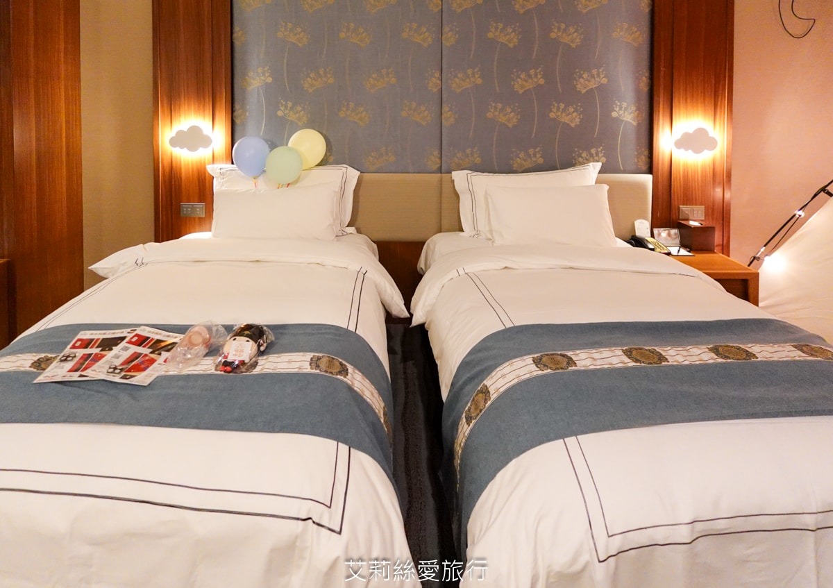 淡水住宿 台灣最美飯店!淡水福容大飯店 漁人碼頭 藍白地中海風格 最新露營主題房型 300坪遊戲區 絕美泳池和露台 玩到不想回家 - 第43張圖 淡水住宿 台灣最美飯店!淡水福容大飯店 漁人碼頭 藍白地中海風格 最新露營主題房型 300坪遊戲區 絕美泳池和露台 玩到不想回家