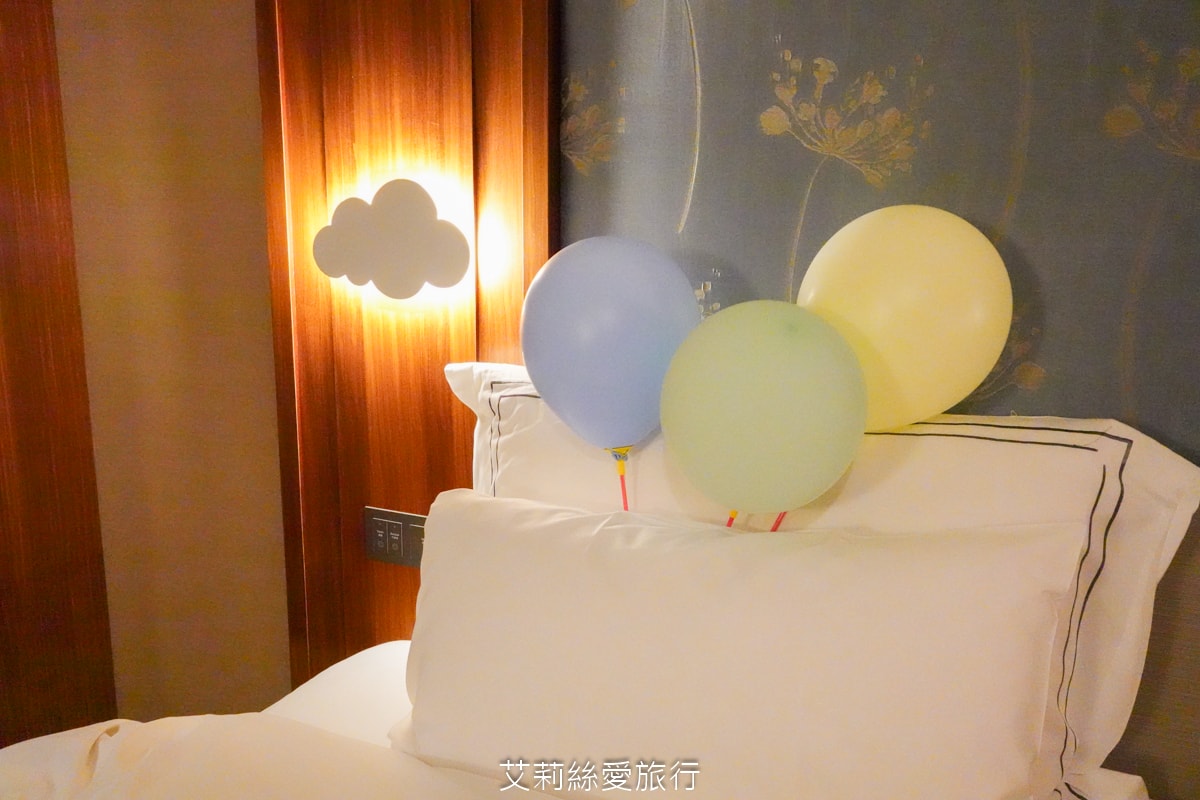 淡水住宿 台灣最美飯店!淡水福容大飯店 漁人碼頭 藍白地中海風格 最新露營主題房型 300坪遊戲區 絕美泳池和露台 玩到不想回家 - 第42張圖 淡水住宿 台灣最美飯店!淡水福容大飯店 漁人碼頭 藍白地中海風格 最新露營主題房型 300坪遊戲區 絕美泳池和露台 玩到不想回家