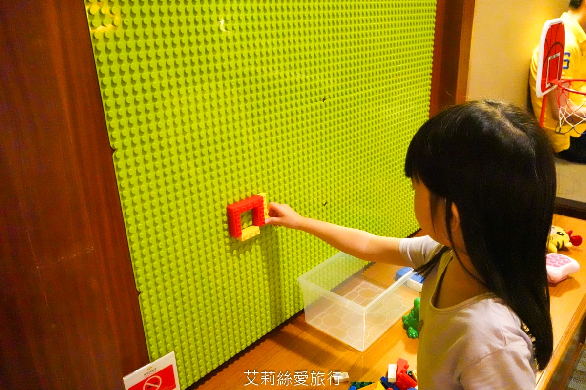 淡水住宿 台灣最美飯店!淡水福容大飯店 漁人碼頭 藍白地中海風格 最新露營主題房型 300坪遊戲區 絕美泳池和露台 玩到不想回家 - 第40張圖 淡水住宿 台灣最美飯店!淡水福容大飯店 漁人碼頭 藍白地中海風格 最新露營主題房型 300坪遊戲區 絕美泳池和露台 玩到不想回家