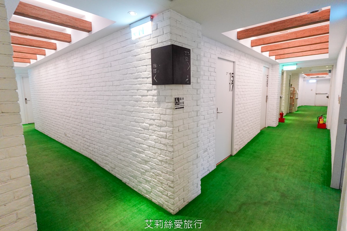台北車站住宿推薦 約克設計旅店 台北市中心地中海景觀住宿 絕佳地點五鐵共構 距離車站只要5分鐘