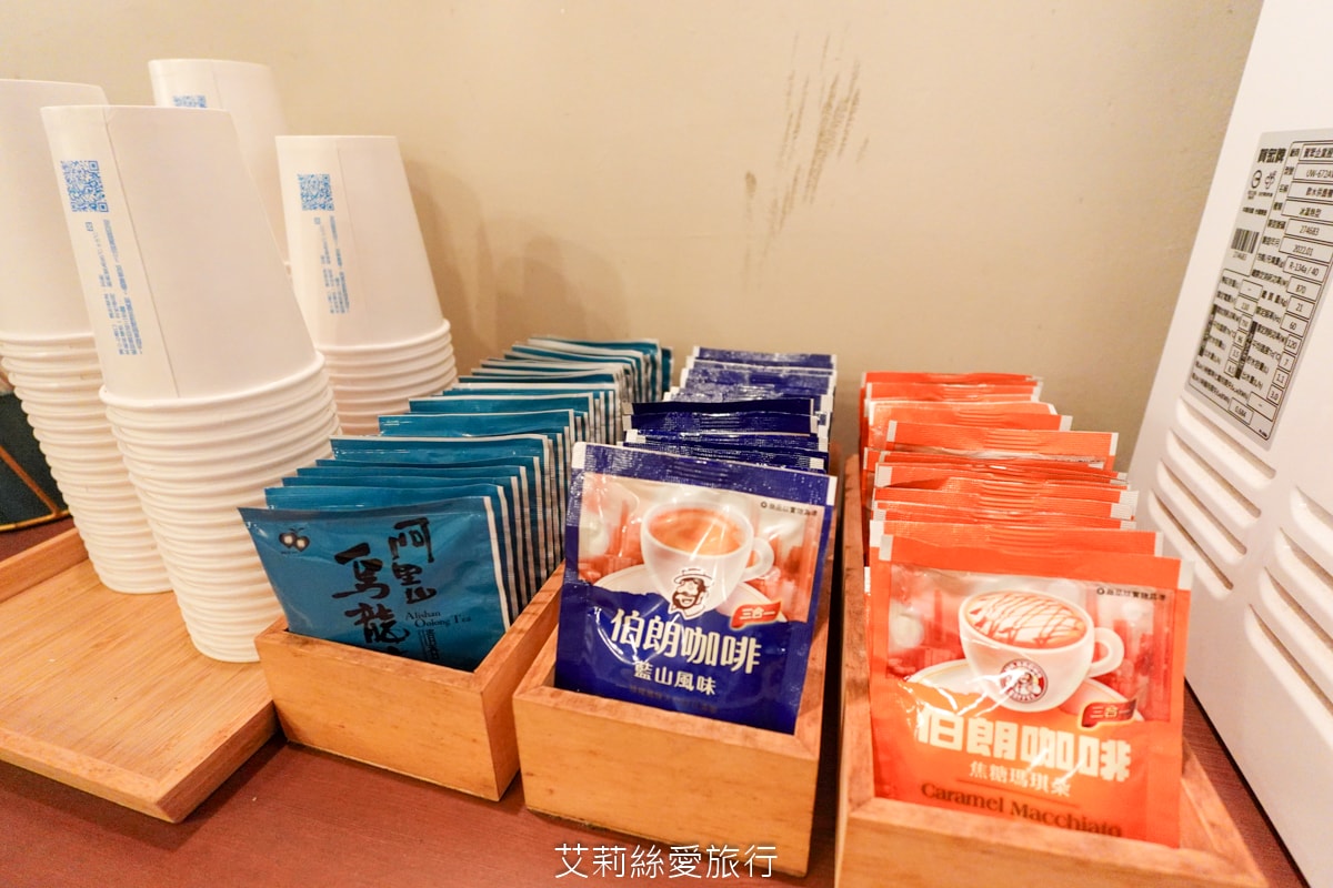 台北車站住宿推薦 約克設計旅店 台北市中心地中海景觀住宿 絕佳地點五鐵共構 距離車站只要5分鐘