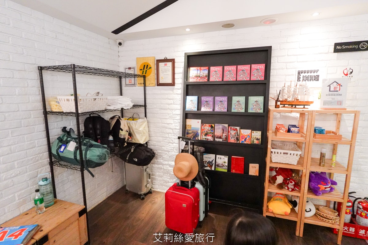 台北車站住宿推薦 約克設計旅店 台北市中心地中海景觀住宿 絕佳地點五鐵共構 距離車站只要5分鐘