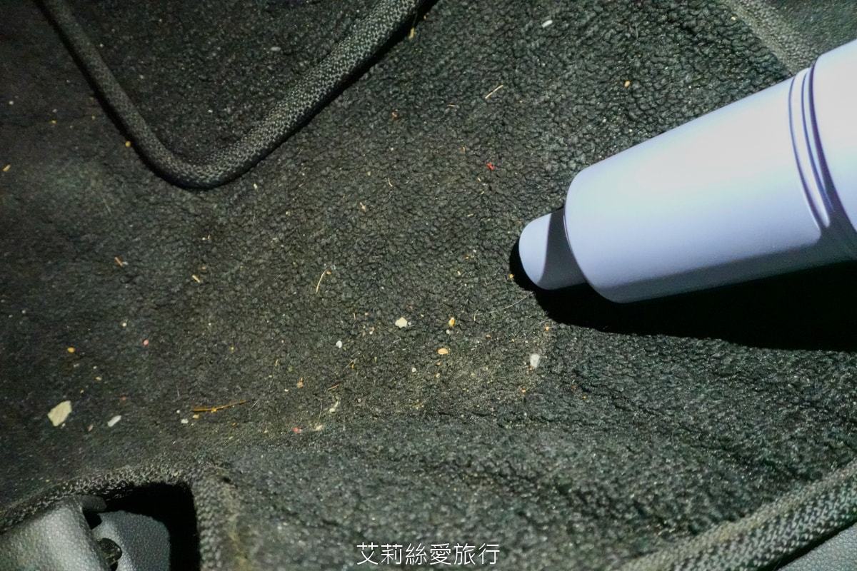 打掃好物推薦 SANSUI山水輕淨吸迷你無線吸塵器 無線手持舉高不費力 一機多用也是塵螨機、車上吸塵器 居家車用清潔都ok！