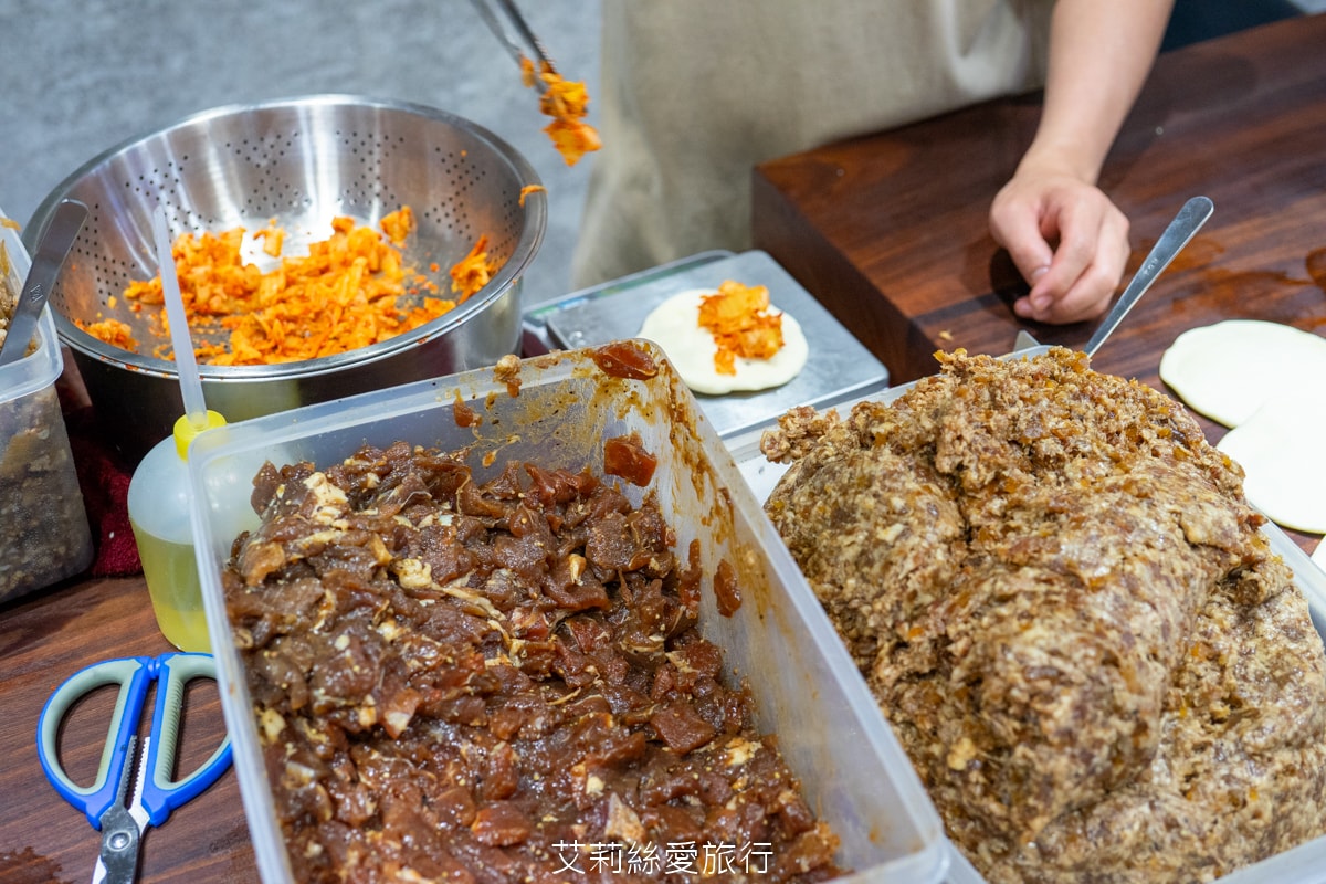 永和美食 銅板下午茶點心 丞祖胡椒餅 傳承80年的古早味小吃 外皮酥脆 內餡多汁 多種口味都超好吃!頂溪捷運站 近樂華夜市 - 第25張圖 永和美食 銅板下午茶點心 丞祖胡椒餅 傳承80年的古早味小吃 外皮酥脆 內餡多汁 多種口味都超好吃!頂溪捷運站 近樂華夜市