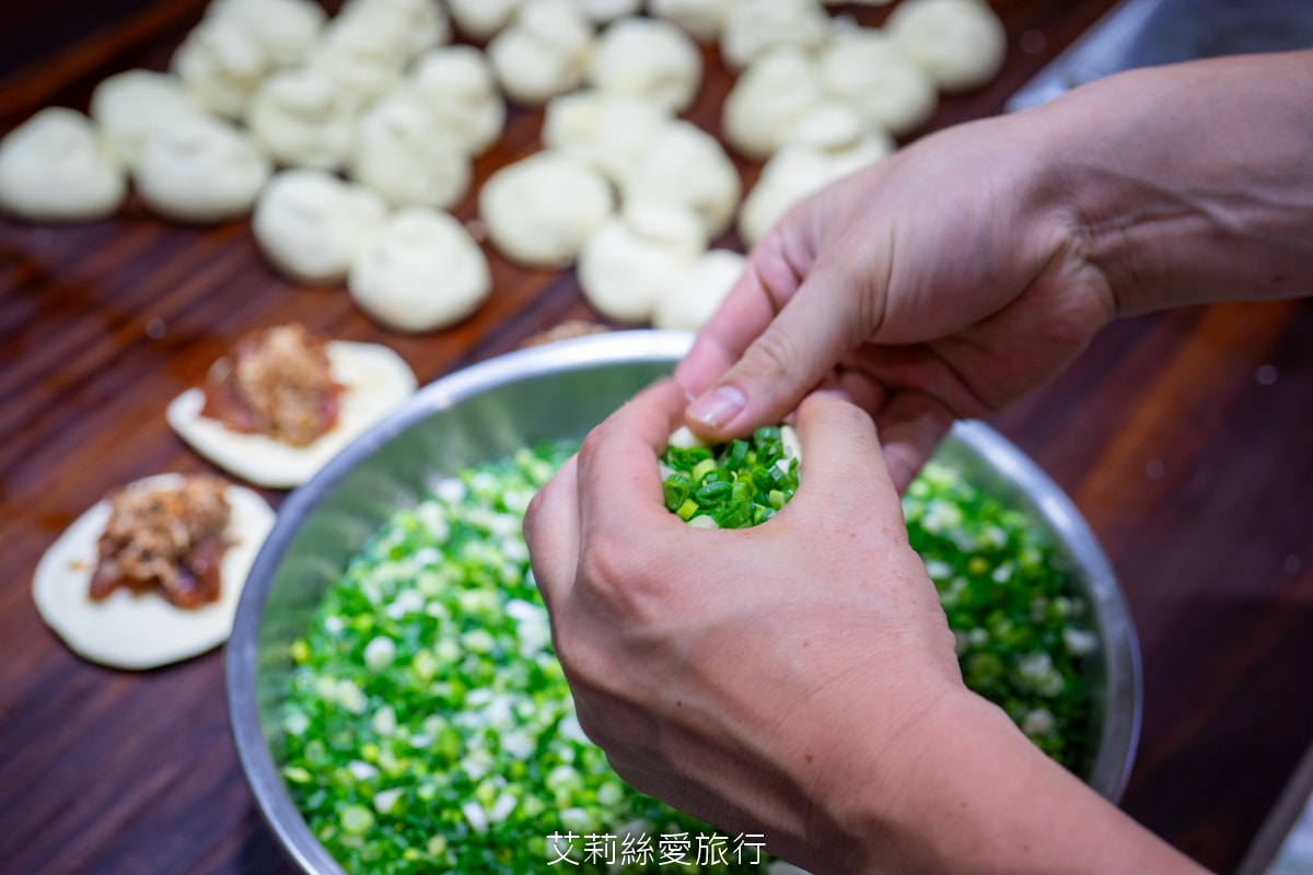 永和美食 銅板下午茶點心 丞祖胡椒餅 傳承80年的古早味小吃 外皮酥脆 內餡多汁 多種口味都超好吃!頂溪捷運站 近樂華夜市 - 第27張圖 永和美食 銅板下午茶點心 丞祖胡椒餅 傳承80年的古早味小吃 外皮酥脆 內餡多汁 多種口味都超好吃!頂溪捷運站 近樂華夜市
