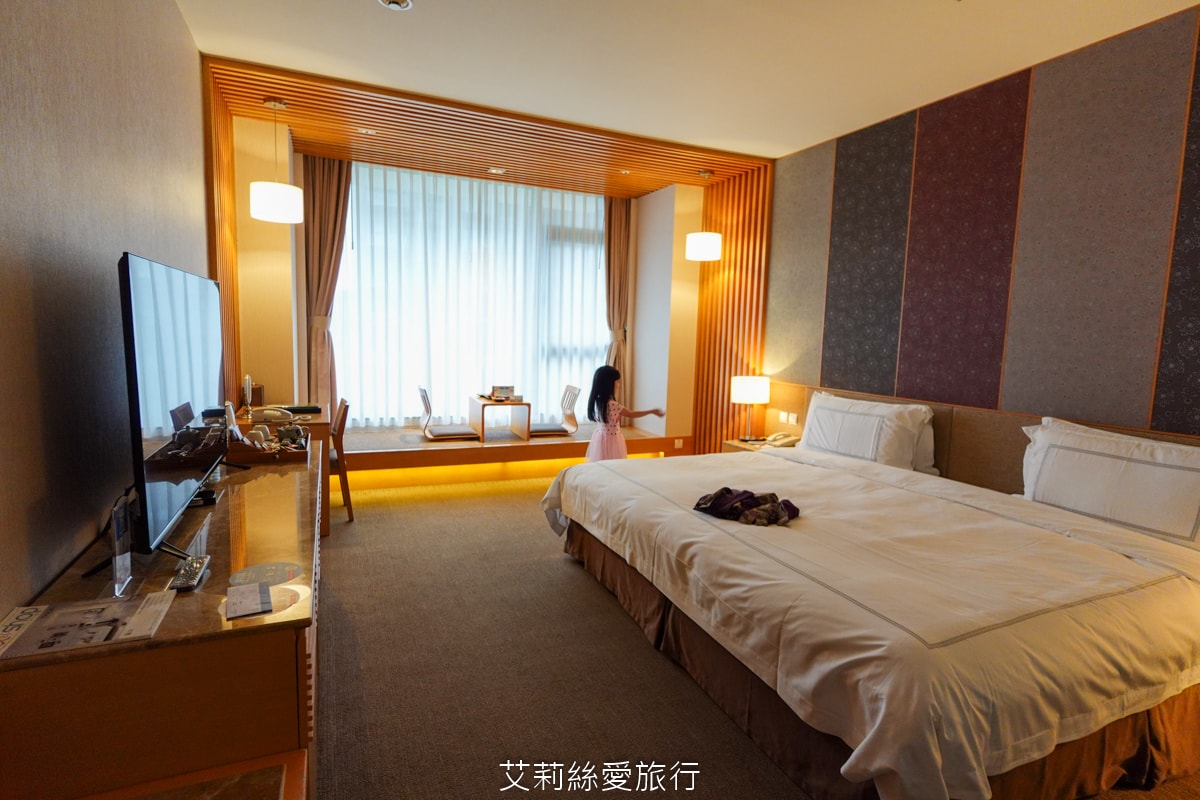 礁溪住宿 溫泉飯店 長榮鳳凰酒店 期間限定日本季buffet烤鴨美食吃到飽 親子同遊千坪 spa溫泉池 房內就可泡湯！