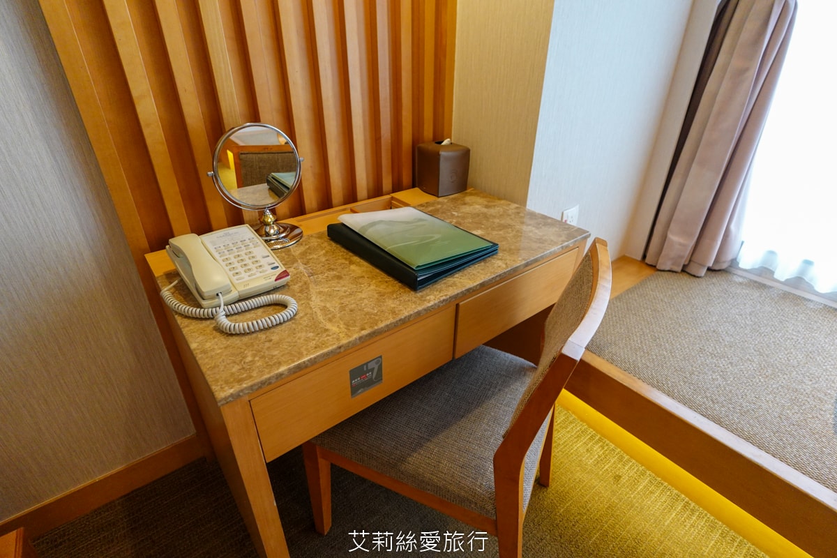 礁溪住宿 溫泉飯店 長榮鳳凰酒店 期間限定日本季buffet烤鴨美食吃到飽 親子同遊千坪 spa溫泉池 房內就可泡湯！