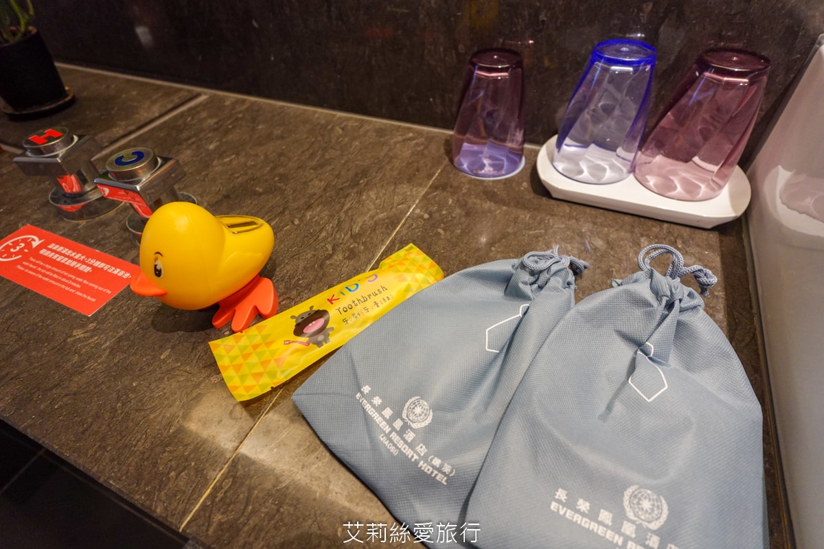 礁溪住宿 溫泉飯店 長榮鳳凰酒店 期間限定日本季buffet烤鴨美食吃到飽 親子同遊千坪 spa溫泉池 房內就可泡湯！