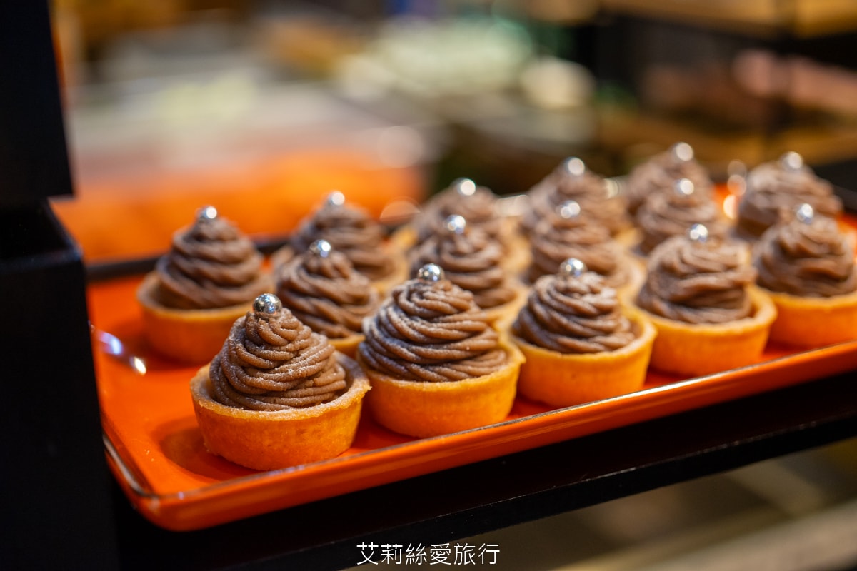 礁溪住宿 溫泉飯店 長榮鳳凰酒店 期間限定日本季buffet烤鴨美食吃到飽 親子同遊千坪 spa溫泉池 房內就可泡湯！