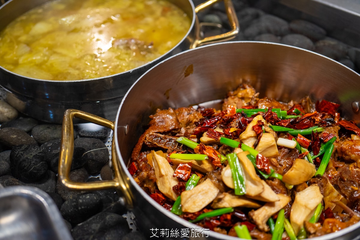 礁溪住宿 溫泉飯店 長榮鳳凰酒店 期間限定日本季buffet烤鴨美食吃到飽 親子同遊千坪 spa溫泉池 房內就可泡湯！