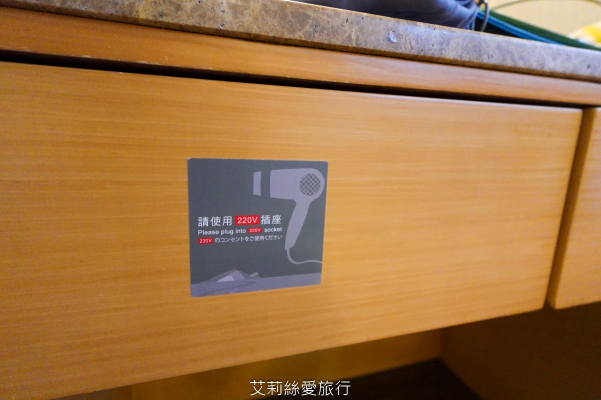 礁溪住宿 溫泉飯店 長榮鳳凰酒店 期間限定日本季buffet烤鴨美食吃到飽 親子同遊千坪 spa溫泉池 房內就可泡湯！