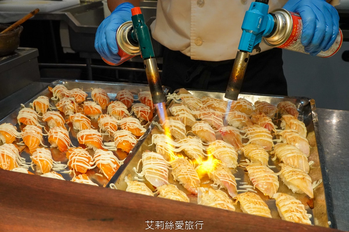 礁溪住宿 溫泉飯店 長榮鳳凰酒店 期間限定日本季buffet烤鴨美食吃到飽 親子同遊千坪 spa溫泉池 房內就可泡湯！