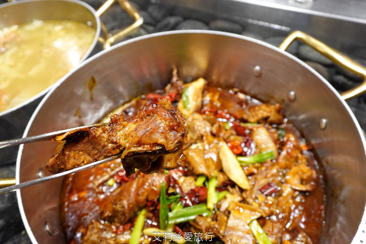 礁溪住宿 溫泉飯店 長榮鳳凰酒店 期間限定日本季buffet烤鴨美食吃到飽 親子同遊千坪 spa溫泉池 房內就可泡湯！