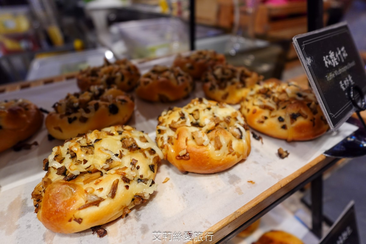 礁溪住宿 溫泉飯店 長榮鳳凰酒店 期間限定日本季buffet烤鴨美食吃到飽 親子同遊千坪 spa溫泉池 房內就可泡湯！