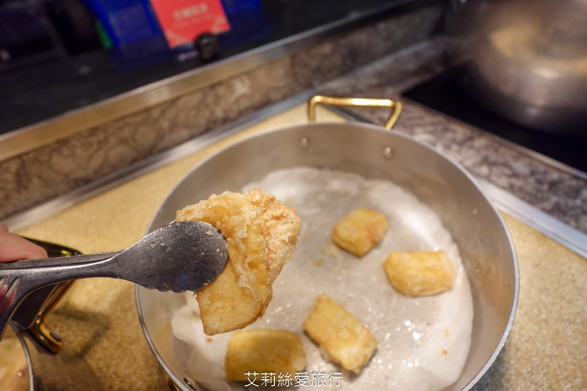 礁溪住宿 溫泉飯店 長榮鳳凰酒店 期間限定日本季buffet烤鴨美食吃到飽 親子同遊千坪 spa溫泉池 房內就可泡湯！