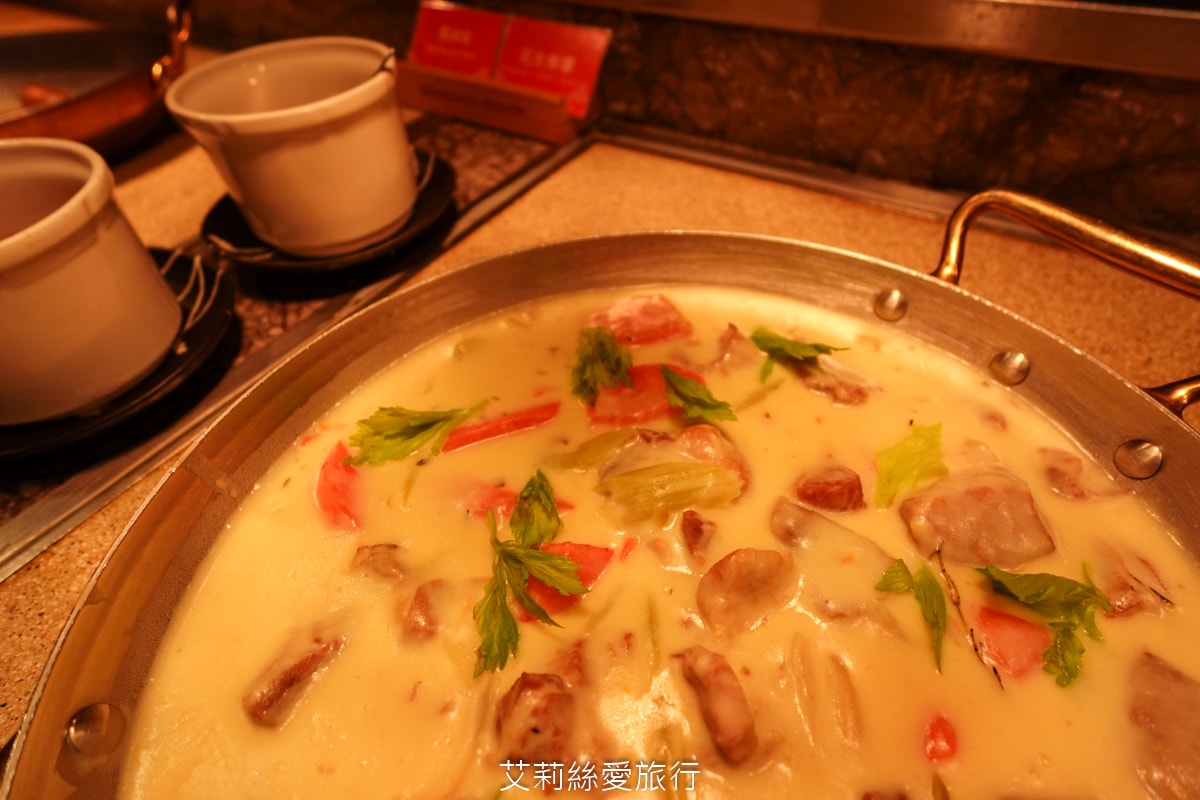 礁溪住宿 溫泉飯店 長榮鳳凰酒店 期間限定日本季buffet烤鴨美食吃到飽 親子同遊千坪 spa溫泉池 房內就可泡湯！