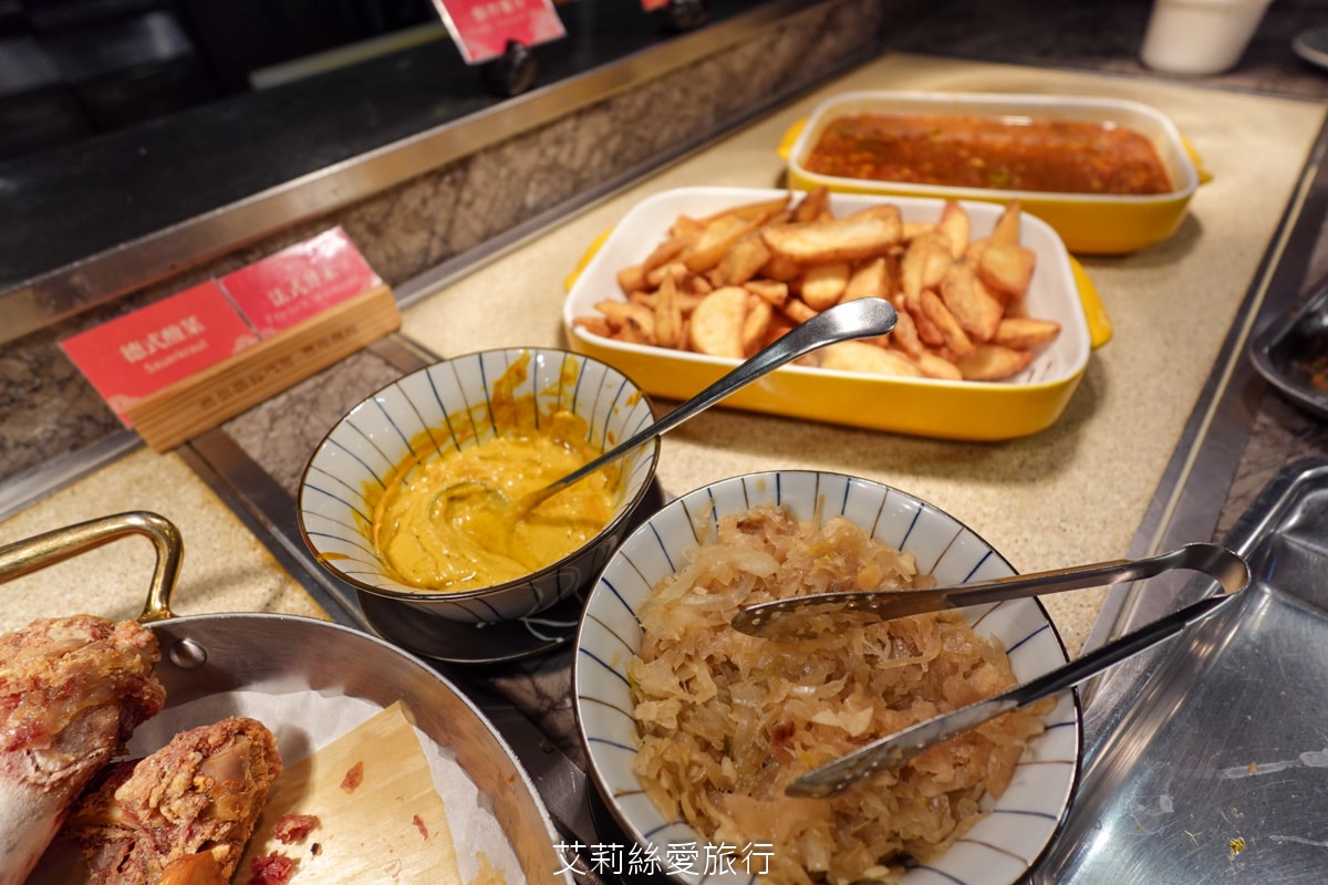 礁溪住宿 溫泉飯店 長榮鳳凰酒店 期間限定日本季buffet烤鴨美食吃到飽 親子同遊千坪 spa溫泉池 房內就可泡湯！