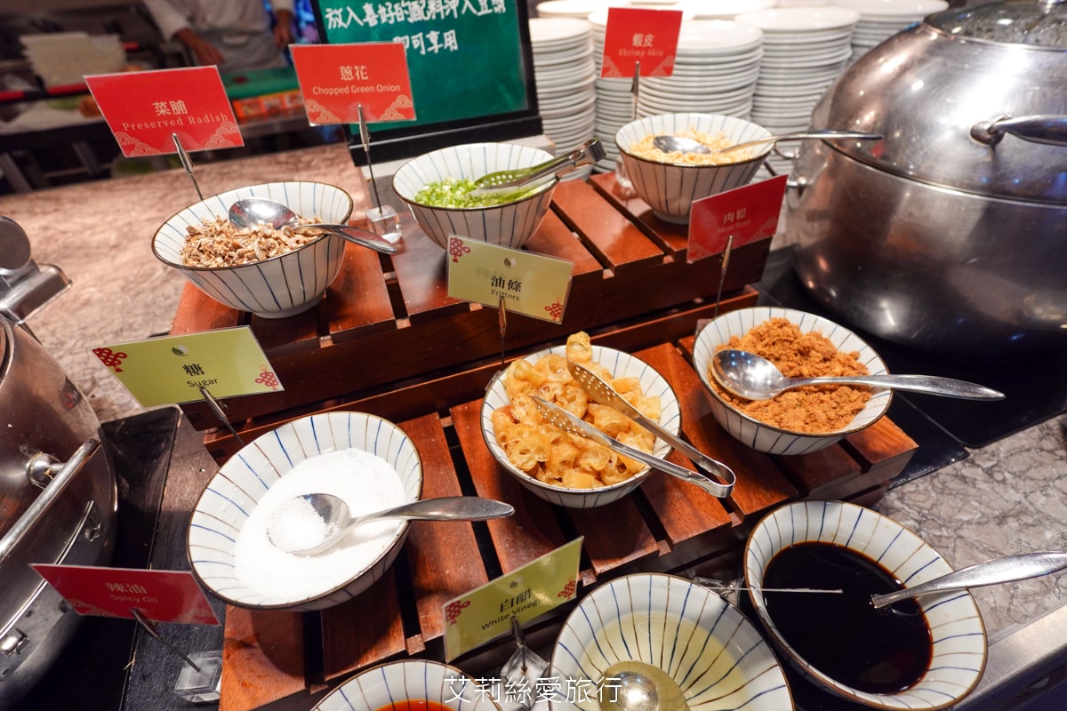 礁溪住宿 溫泉飯店 長榮鳳凰酒店 期間限定日本季buffet烤鴨美食吃到飽 親子同遊千坪 spa溫泉池 房內就可泡湯！