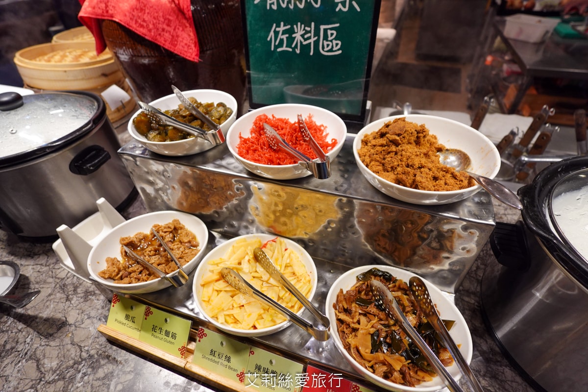 礁溪住宿 溫泉飯店 長榮鳳凰酒店 期間限定日本季buffet烤鴨美食吃到飽 親子同遊千坪 spa溫泉池 房內就可泡湯！