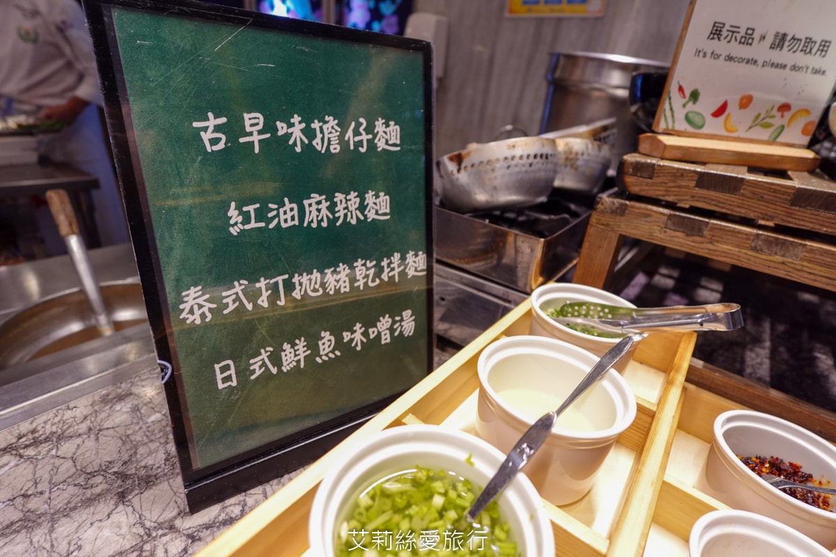 礁溪住宿 溫泉飯店 長榮鳳凰酒店 期間限定日本季buffet烤鴨美食吃到飽 親子同遊千坪 spa溫泉池 房內就可泡湯！